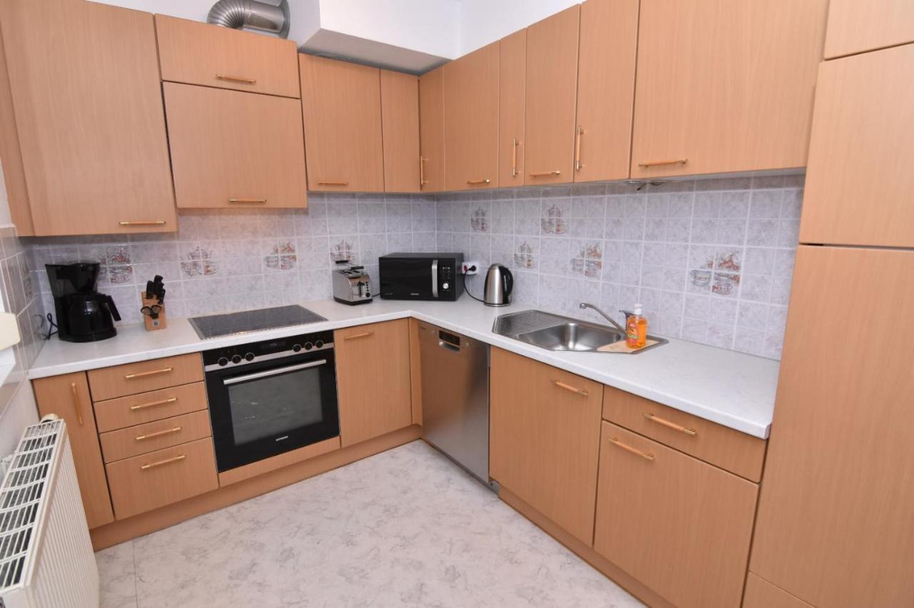 Modern Apartment At Vic Wenen Buitenkant foto